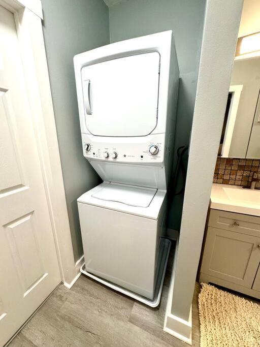 Little House On 47Th Apartment Cleveland Luaran gambar