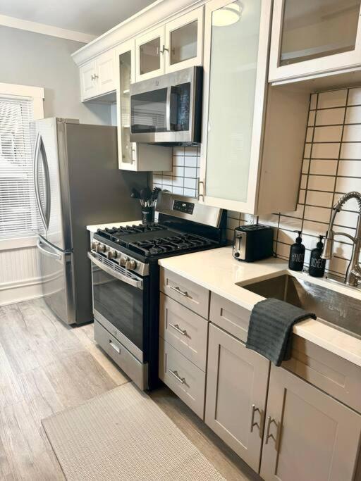 Little House On 47Th Apartment Cleveland Luaran gambar