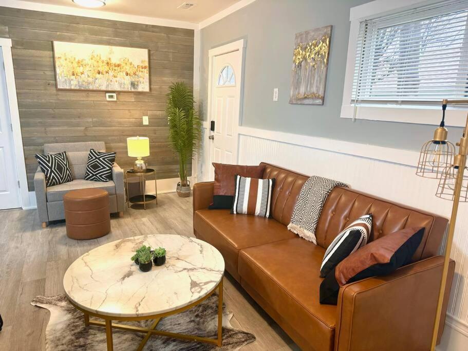 Little House On 47Th Apartment Cleveland Luaran gambar
