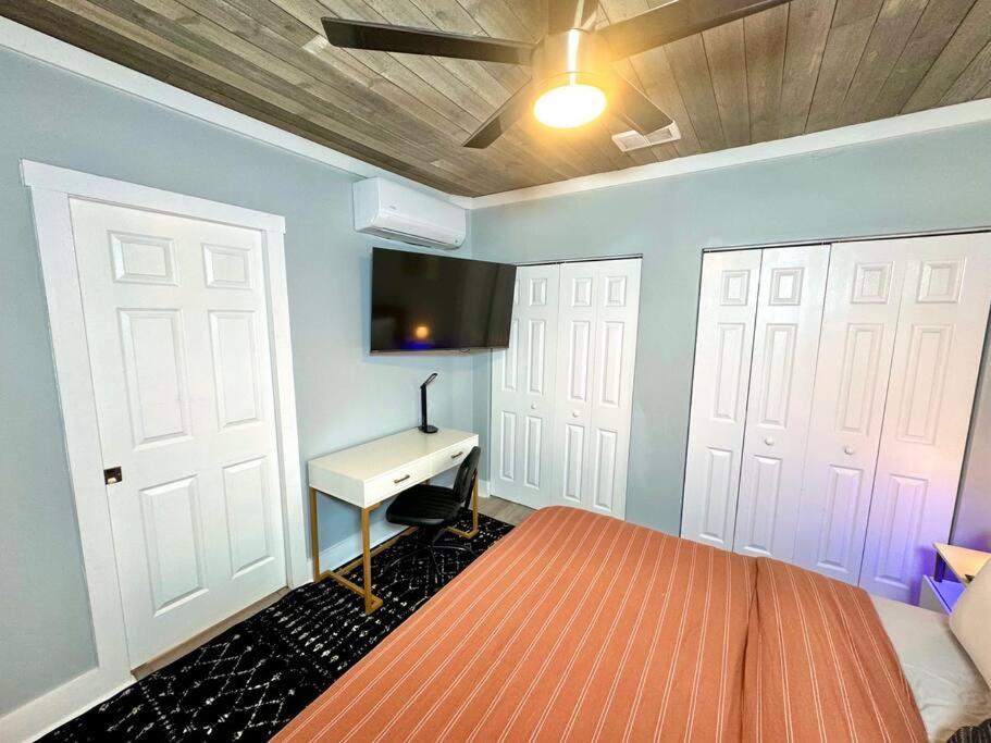 Little House On 47Th Apartment Cleveland Luaran gambar
